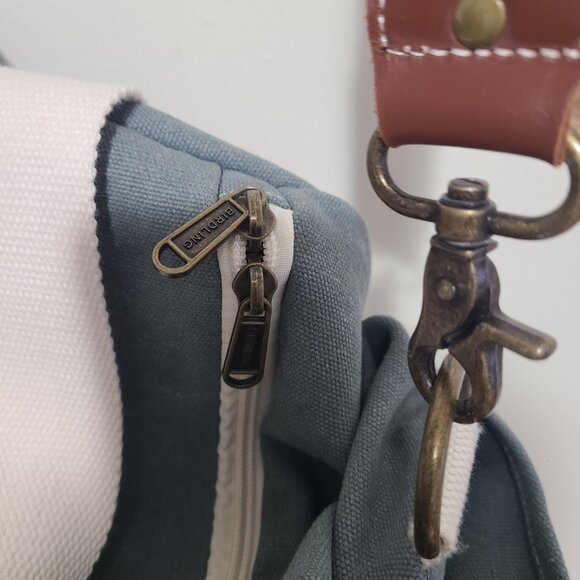 Birdling Canvas Weekender Bag Slate - Picture 5 of 10